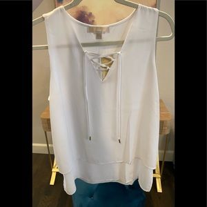 Michael Kors white top layered chiffon w/soft back